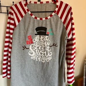 🎄🎄EUC Christmas Snowman red striped shirt, size L